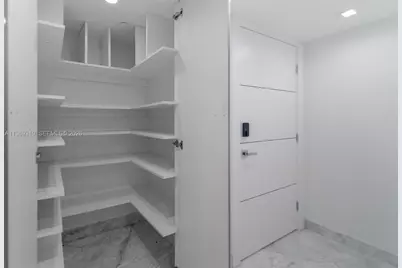 19195 NE 36th Ct #2707, Aventura, FL 33180 - Photo 14