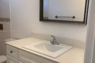 1005 S 17th Ave, Hollywood, FL 33020 - Photo 10