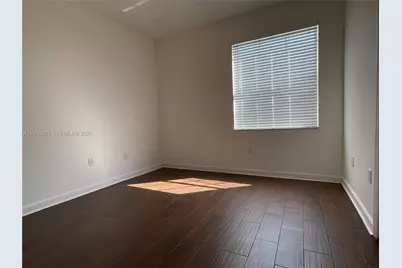 10844 NW 84th St, Doral, FL 33178 - Photo 14