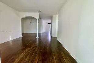 10844 NW 84th St, Doral, FL 33178 - Photo 4