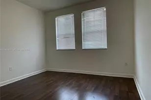 10844 NW 84th St, Doral, FL 33178 - Photo 18