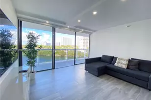 20515 E Country Club Dr, Aventura, FL 33180 - Photo 1