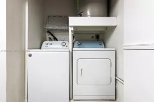 11512 NW 48th Terrace, Doral, FL 33178 - Photo 10