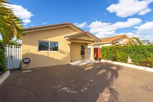 2775 W 71st Pl, Hialeah, FL 33016 - Photo 2