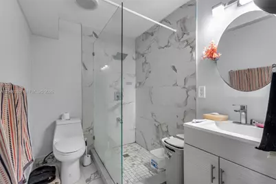 2775 W 71st Pl, Hialeah, FL 33016 - Photo 22