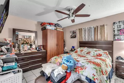 2775 W 71st Pl, Hialeah, FL 33016 - Photo 10