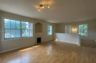 2305 Belmont Ln, North Lauderdale, FL 33068 - Photo 4