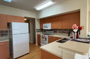 2305 Belmont Ln, North Lauderdale, FL 33068 - Photo 2