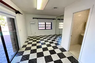 2351 SW 92nd Pl, Miami, FL 33165 - Photo 22