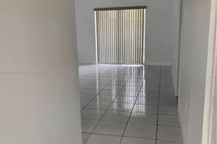 7505 SW 82nd St, Miami, FL 33143 - Photo 4