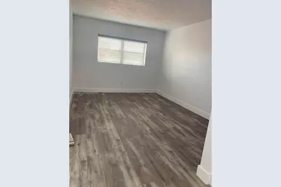 7505 SW 82nd St #306, Miami, FL 33143 - Photo 6