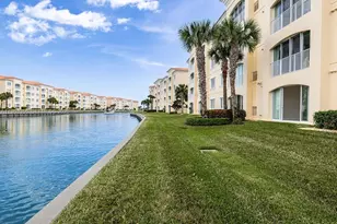17 Harbour Isle Dr W, Fort Pierce, FL 34949 - Photo 26