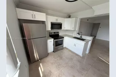 1002 Adams Ave #1002F, Homestead, FL 33034 - Photo 2
