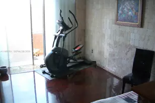 10900 SW 104th St, Miami, FL 33176 - Photo 8