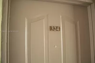 10900 SW 104th St, Miami, FL 33176 - Photo 14