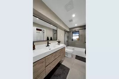 18900 Belview Dr, Cutler Bay, FL 33157 - Photo 14