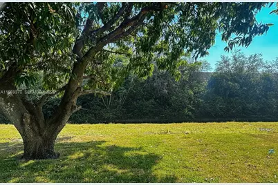 3460 NW 17th St, Lauderhill, FL 33311 - Photo 18