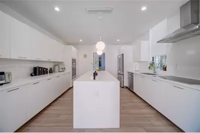 8660 Arboretum Ln, Miami, FL 33138 - Photo 38