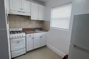 1285 NW 60th St, Miami, FL 33142 - Photo 10