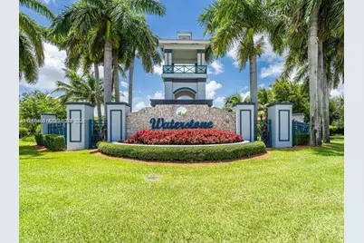 2402 NE 41st Pl #2402, Homestead, FL 33033 - Photo 4