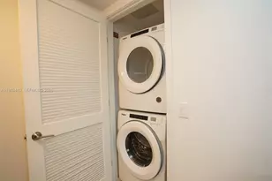 601 NE 1st Ave, Miami, FL 33132 - Photo 16