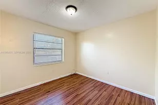 2335 NE 172 Nd, North Miami Beach, FL 33160 - Photo 10