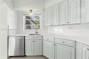 9241 Marine Dr, Cutler Bay, FL 33189 - Photo 20