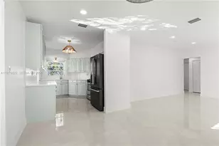 9241 Marine Dr, Cutler Bay, FL 33189 - Photo 12