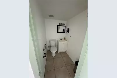 10550 NW 77th Ct #111, Hialeah Gardens, FL 33016 - Photo 6