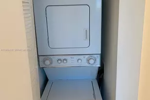 1 Glen Royal Pkwy, Miami, FL 33125 - Photo 12