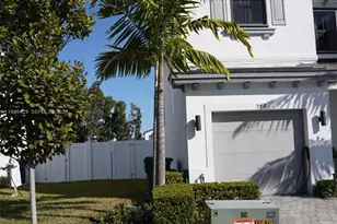 549 NW 204th St, Miami Gardens, FL 33169 - Photo 4