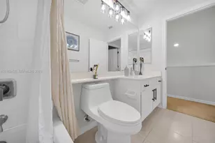 8864 Ventura Way, Naples, FL 34109 - Photo 36