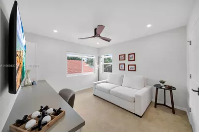 8864 Ventura Way #0, Naples, FL 34109 - Photo 16