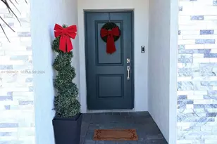 14724 SW 181st Terrace, Miami, FL 33187 - Photo 2