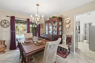 11435 NW 41st St, Sunrise, FL 33323 - Photo 14