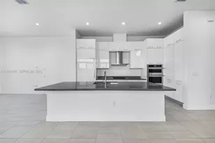 8120 NW 43rd St, Doral, FL 33166 - Photo 10