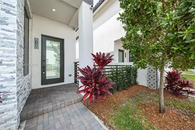 8120 NW 43rd St, Doral, FL 33166 - Photo 32
