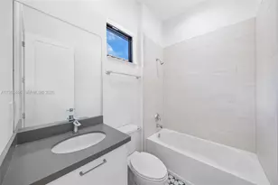 8120 NW 43rd St, Doral, FL 33166 - Photo 28