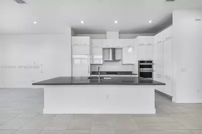 8120 NW 43rd St #8120, Doral, FL 33166 - Photo 10