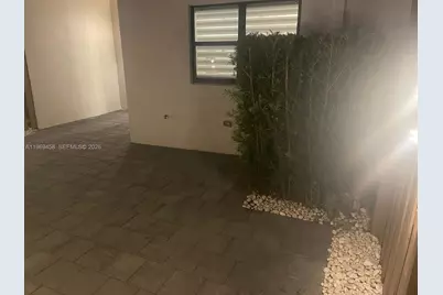 10445 NW 81st Ter #10045, Doral, FL 33178 - Photo 32