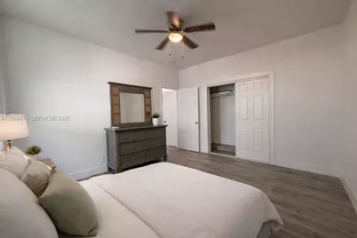 7421 Carlyle Ave #7, Miami Beach, FL 33141 - Photo 2