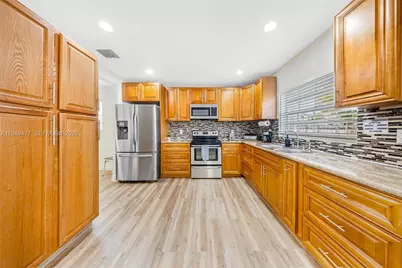 7949 Panama St, Miramar, FL 33023 - Photo 2