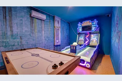 8911 Caroline Bay Court, Kissimmee, FL 34747 - Photo 8