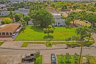 2397 NW 34th St, Miami, FL 33142 - Photo 4