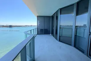 700 NE 24th St, Miami, FL 33137 - Photo 8