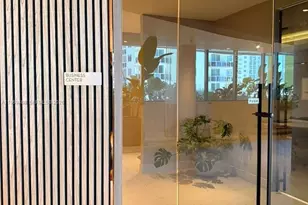 700 NE 24th St, Miami, FL 33137 - Photo 26