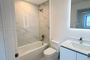 700 NE 24th St, Miami, FL 33137 - Photo 18