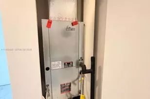 700 NE 24th St, Miami, FL 33137 - Photo 14