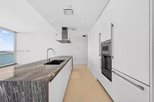 700 NE 26th Terrace, Miami, FL 33137 - Photo 2