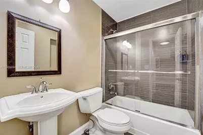 2941 Fairway Dr, Hollywood, FL 33021 - Photo 62